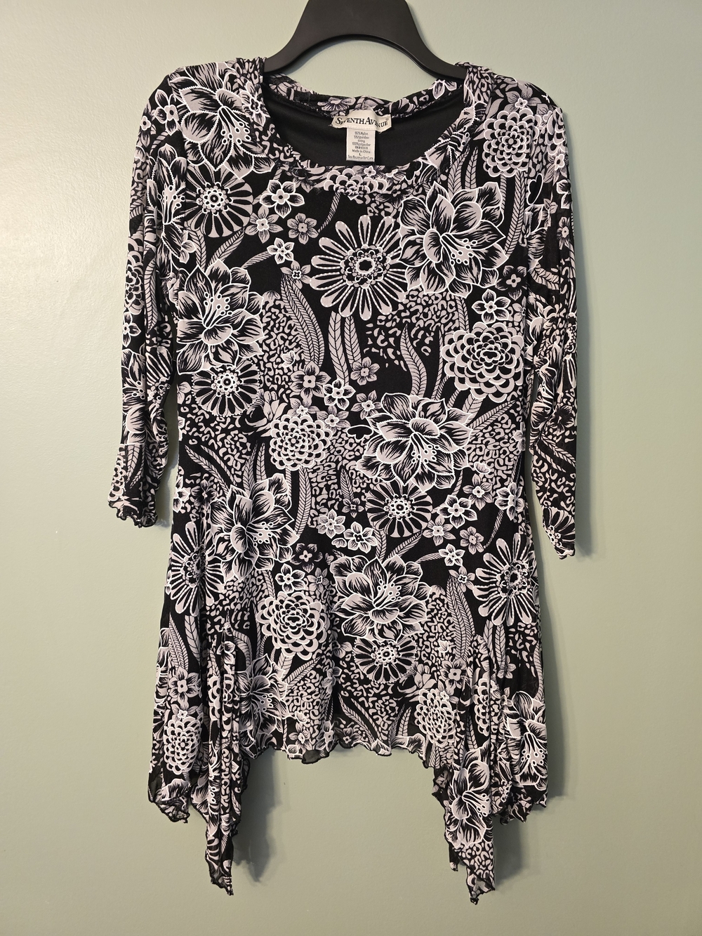 Black & White Floral Handkerchief Hem Tunic by Kasper